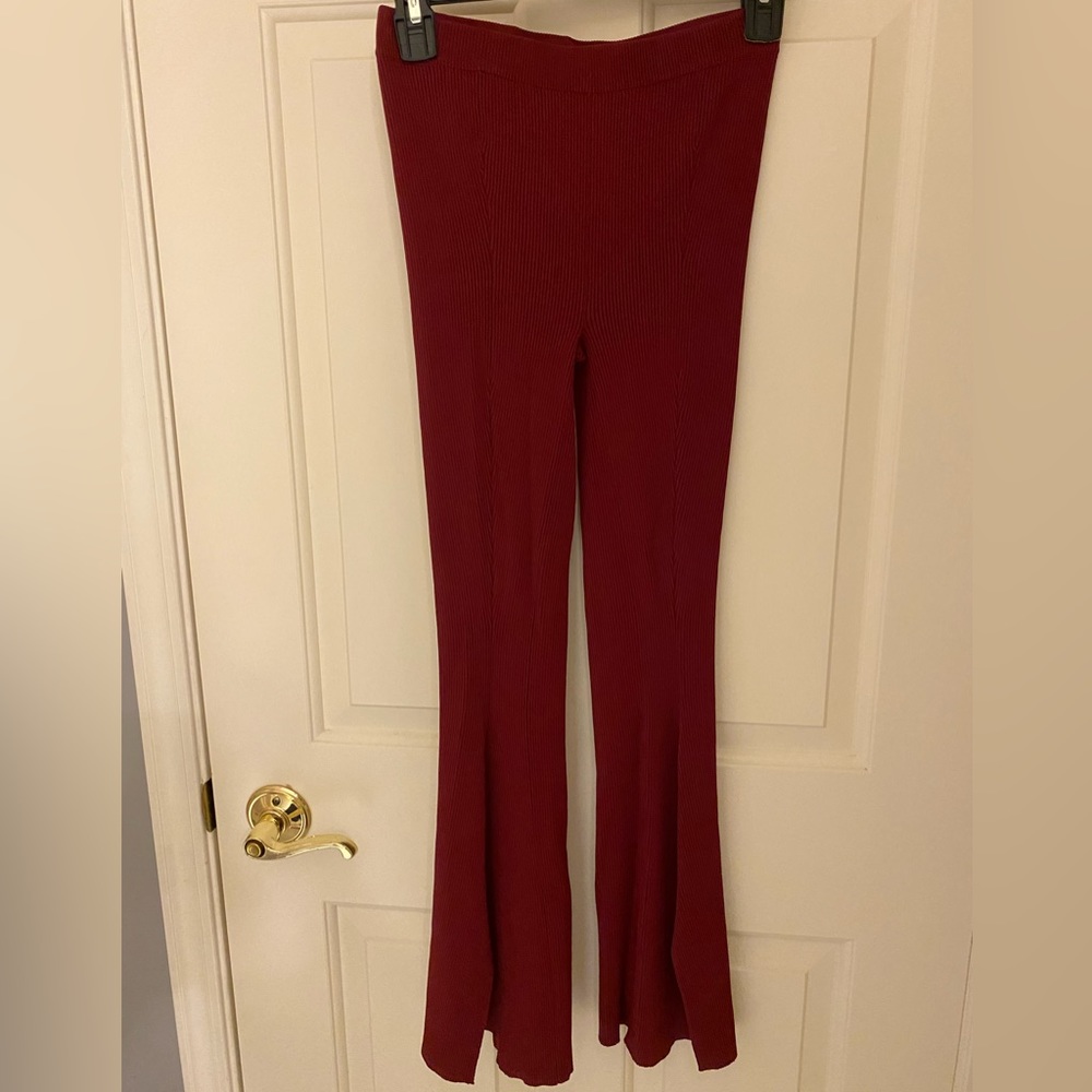 Ribbed Maroon Flare Leggings, Small